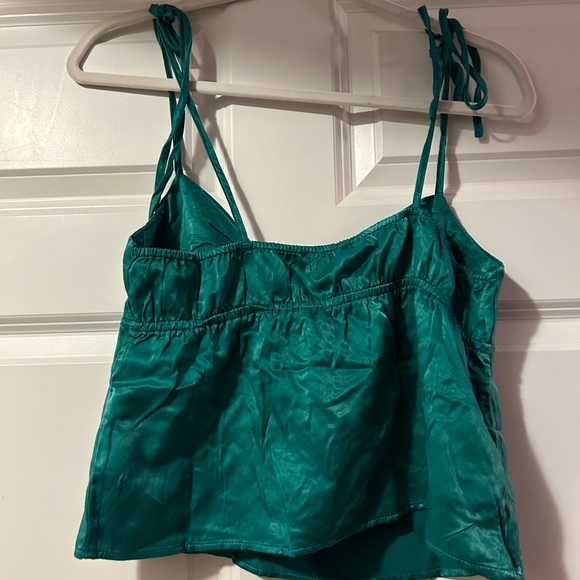 WE WORE WHAT TANK - Picture 2 of 3